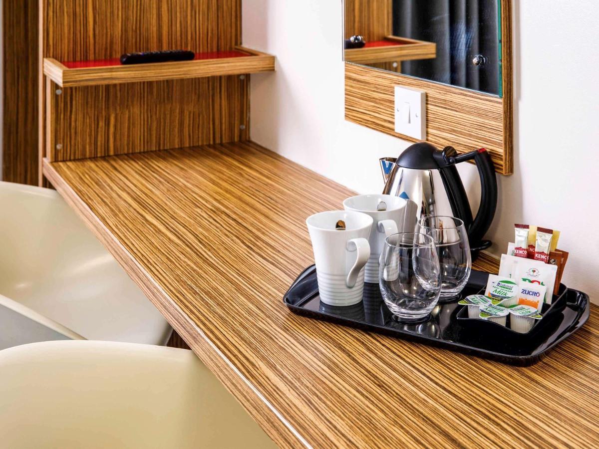 Ibis Budget London Heathrow Terminal 5 Hillingdon Eksteriør billede